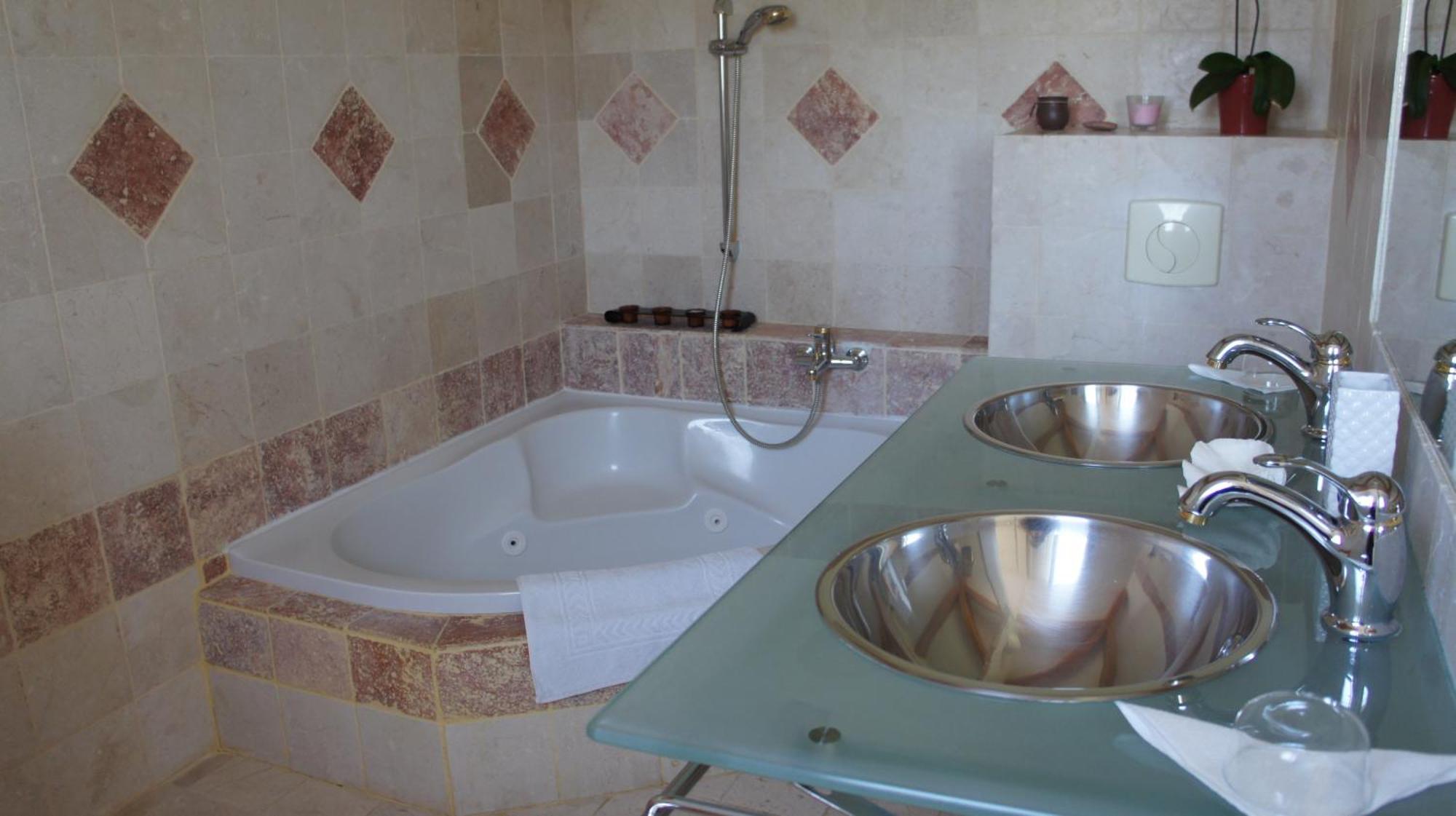 סיסטרון Chambre D'Hotes Ananda מראה חיצוני תמונה